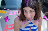 הילי, 20, כפר סבא, חברה בסקס פארטי